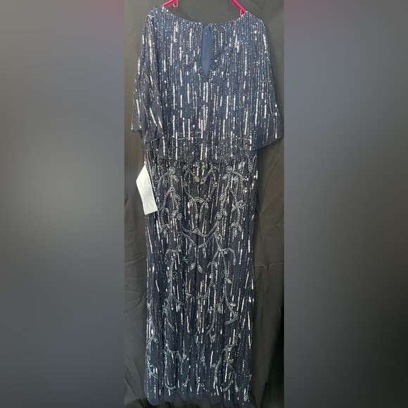 Mac Duggal 9064 NWT EMBELLISHED CAP SLEEVE FAUX WRAP TRUMPET GOWN - Picture 6 of 10